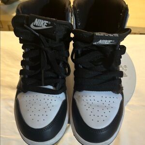Nike Kids Black and White Sneakers